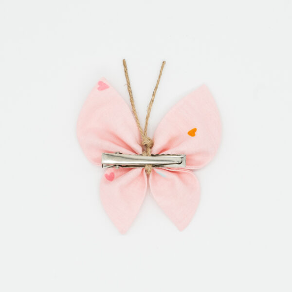 pinza mariposa rosa corazones